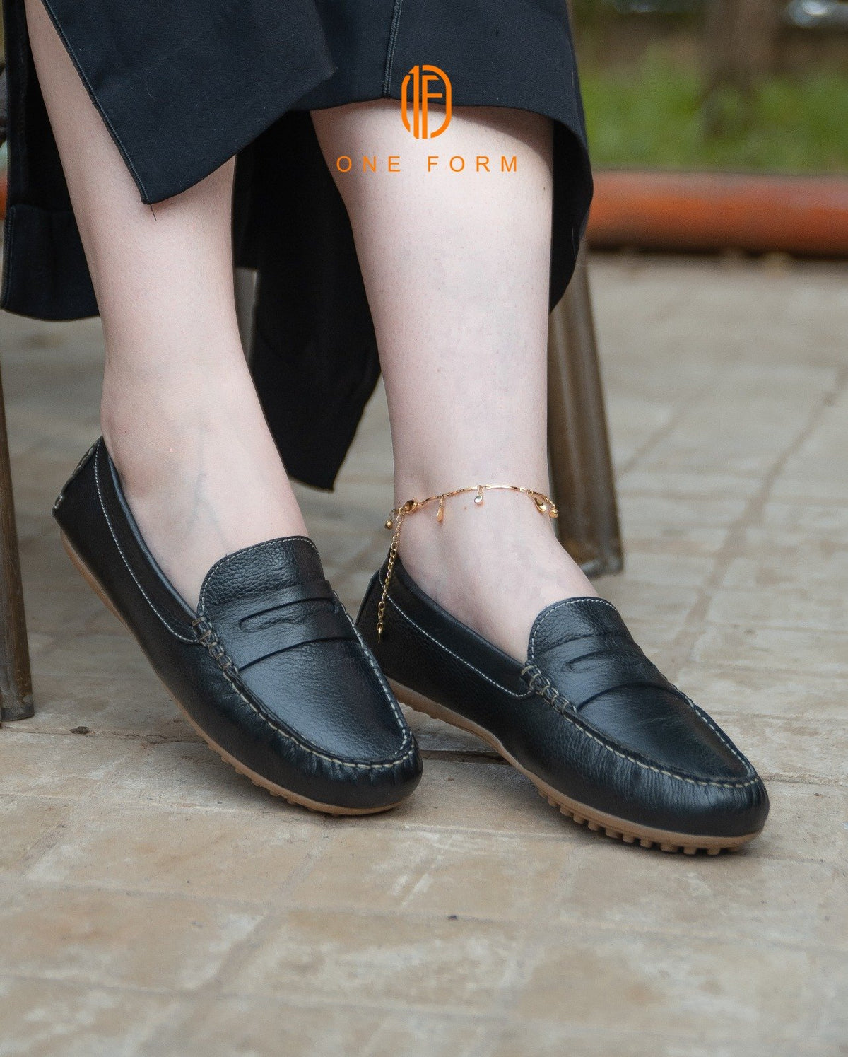 Mocassin Chic en Cuir Grainé Noir