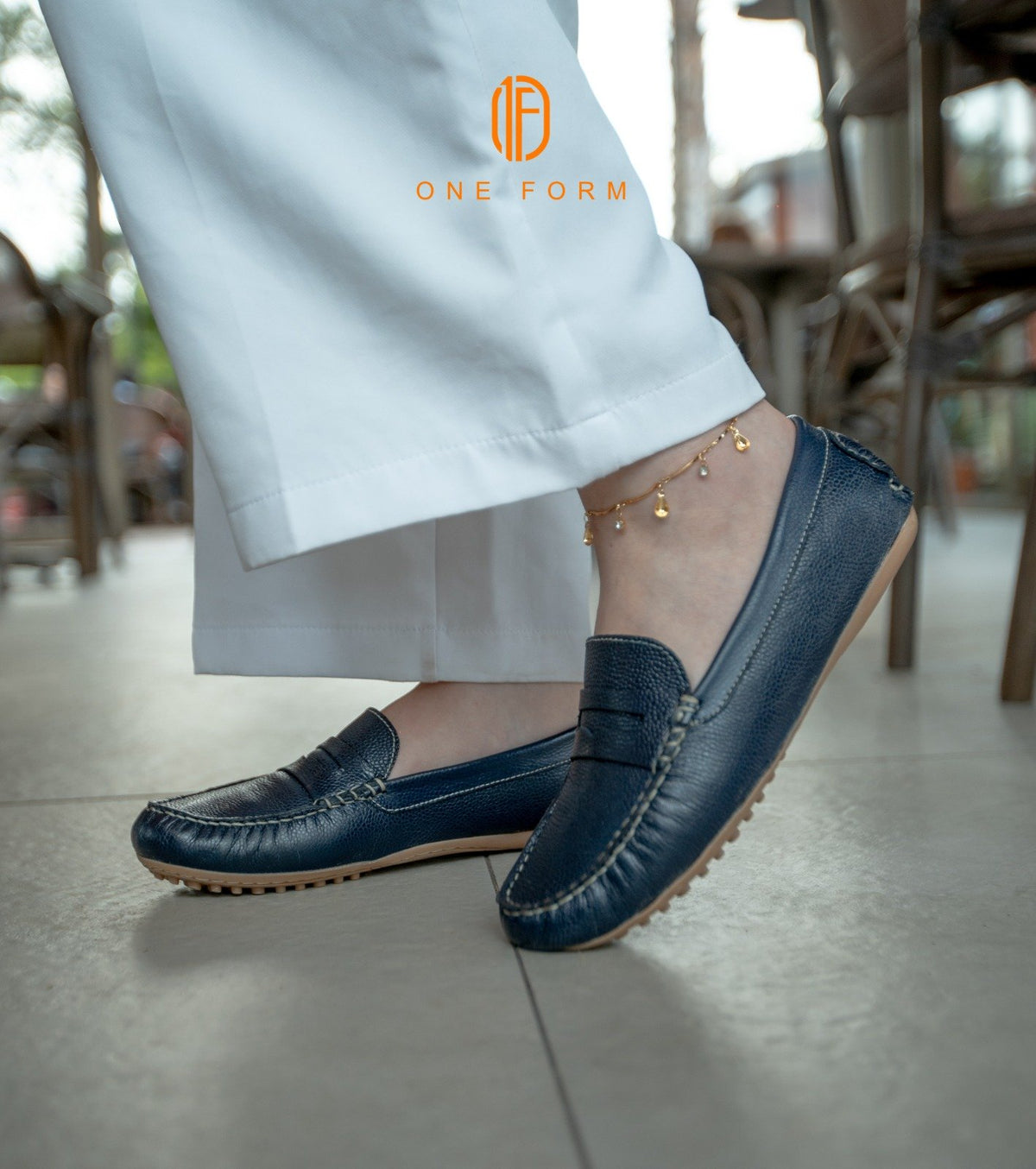 Mocassin Chic en Cuir Grainé Bleu Marine