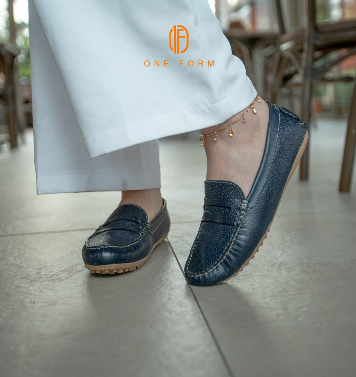 Mocassin Chic en Cuir Grainé Bleu Marine