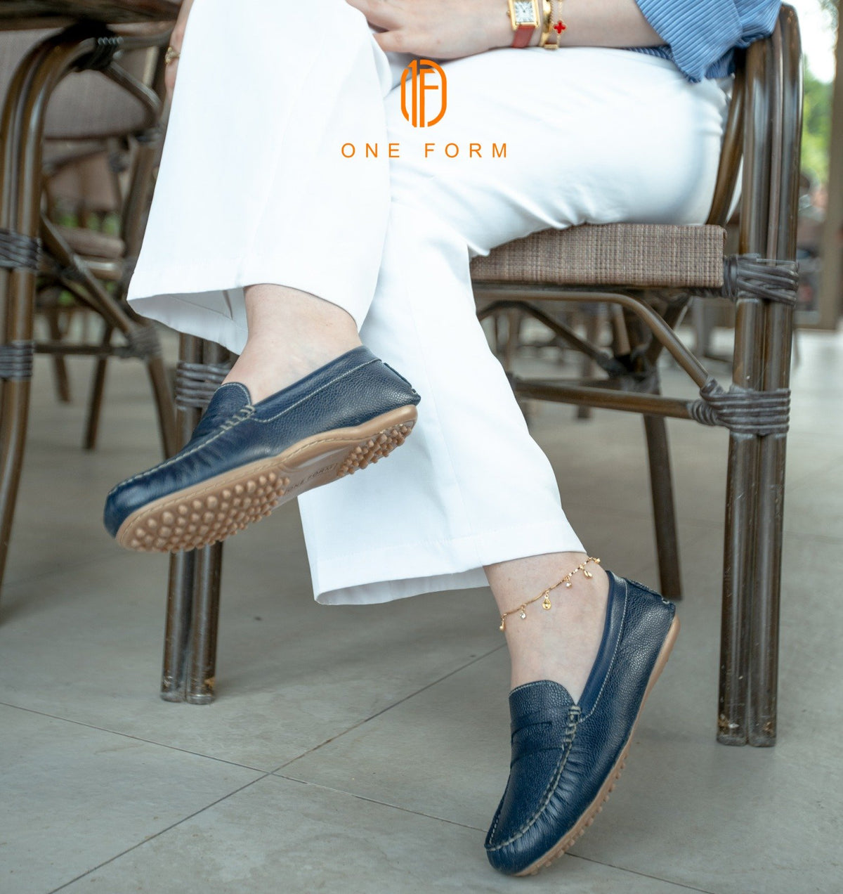 Mocassin Chic en Cuir Grainé Bleu Marine