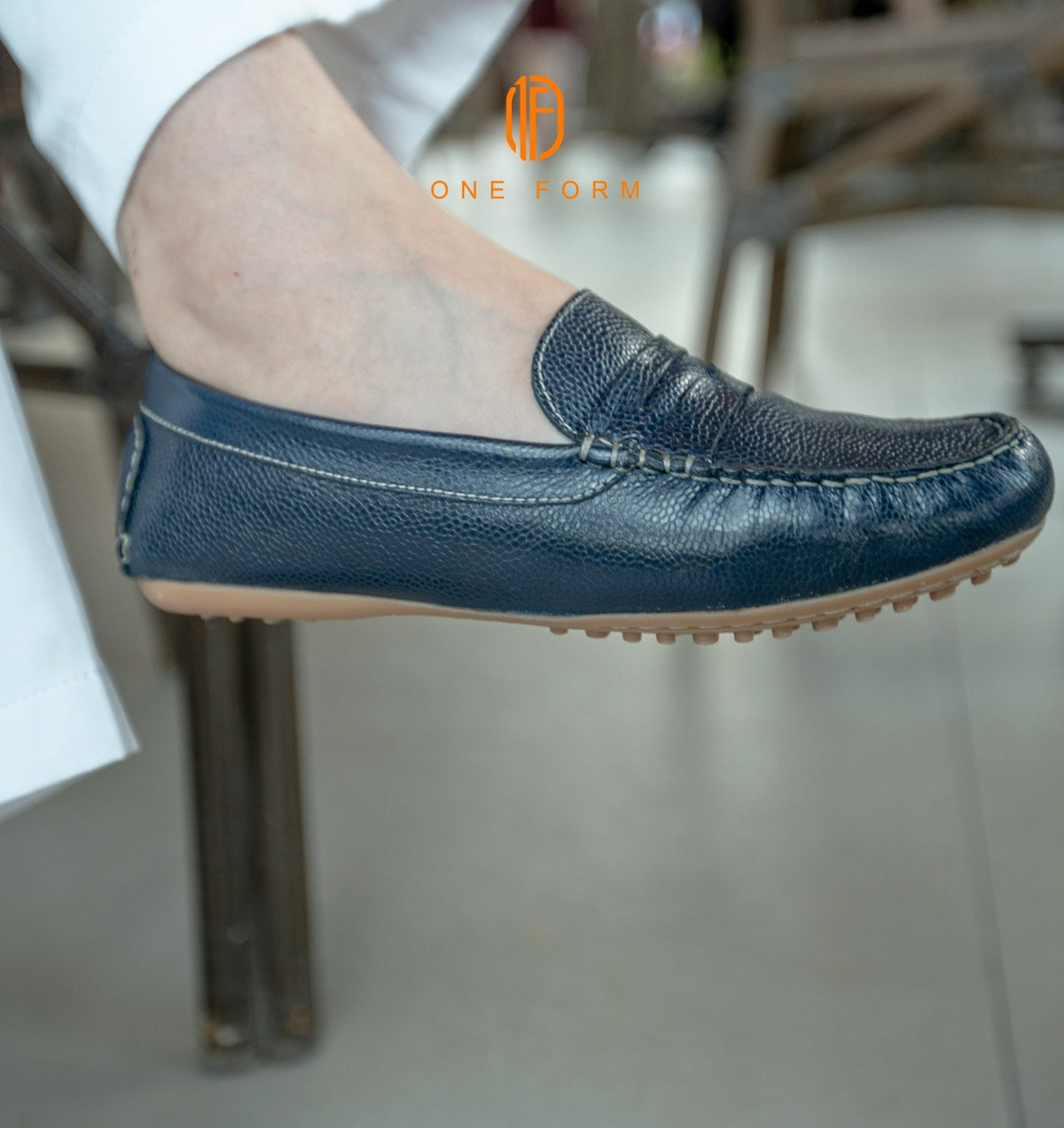 Mocassin Chic en Cuir Grainé Bleu Marine