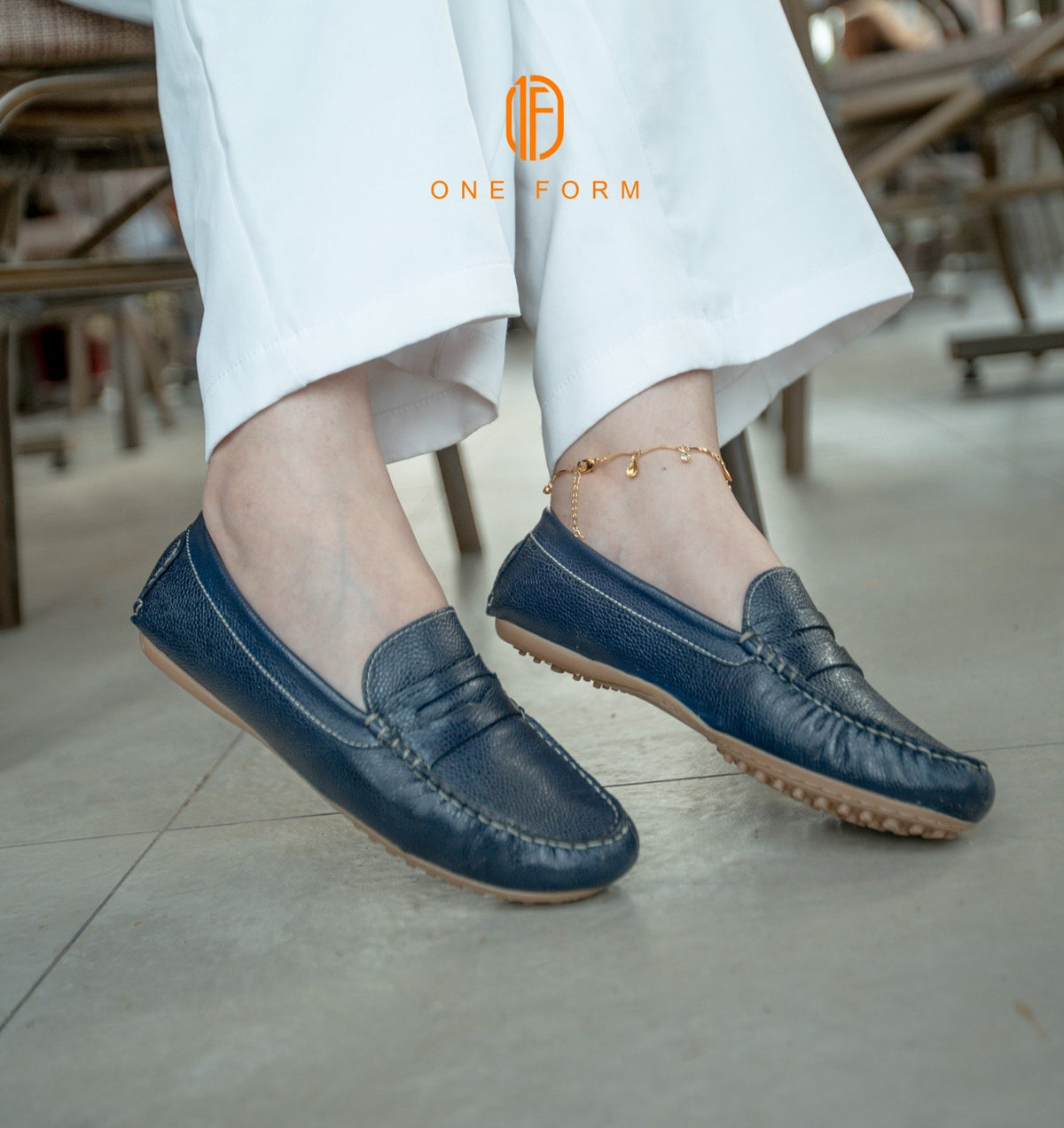 Mocassin Chic en Cuir Grainé Bleu Marine