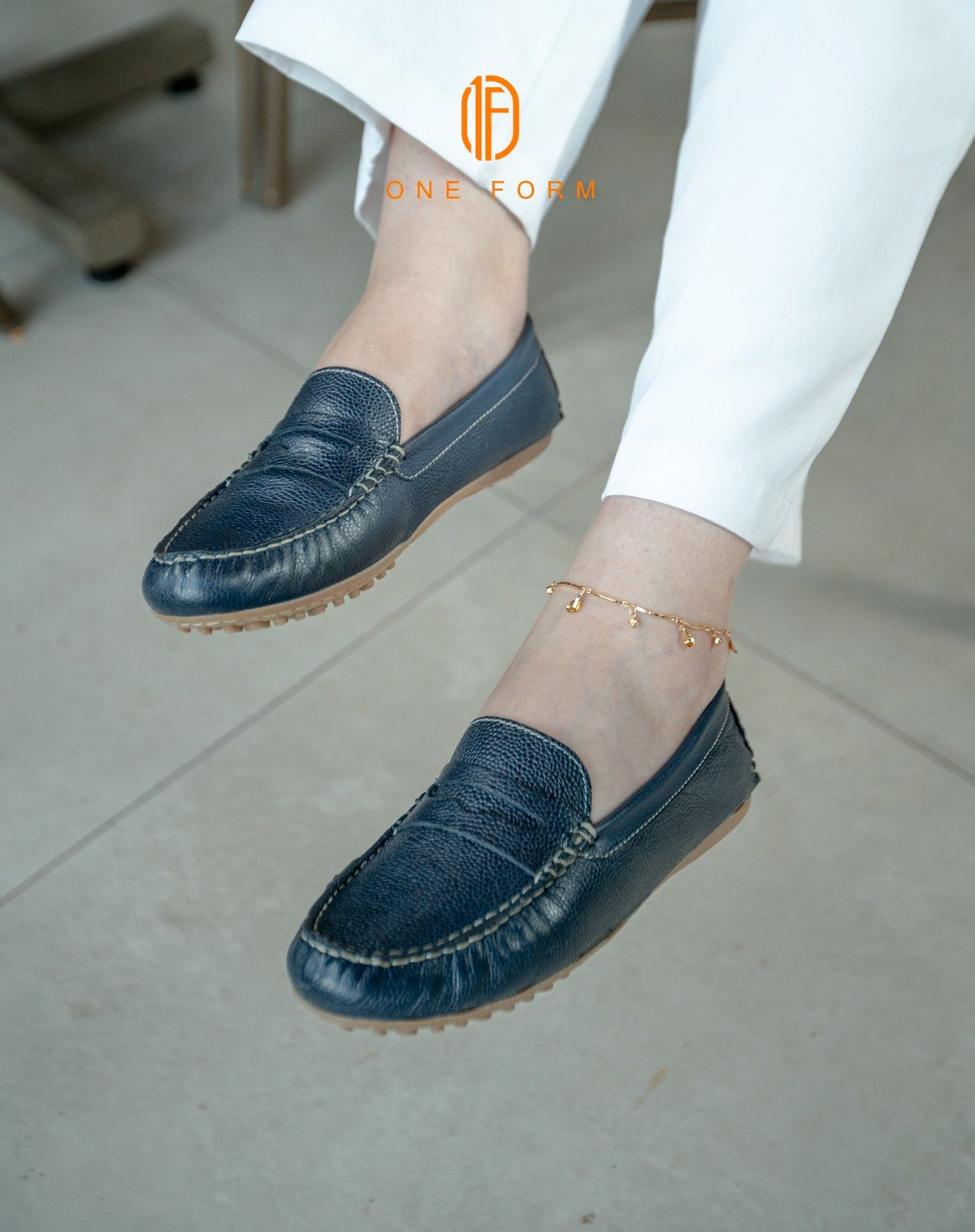 Mocassin Chic en Cuir Grainé Bleu Marine